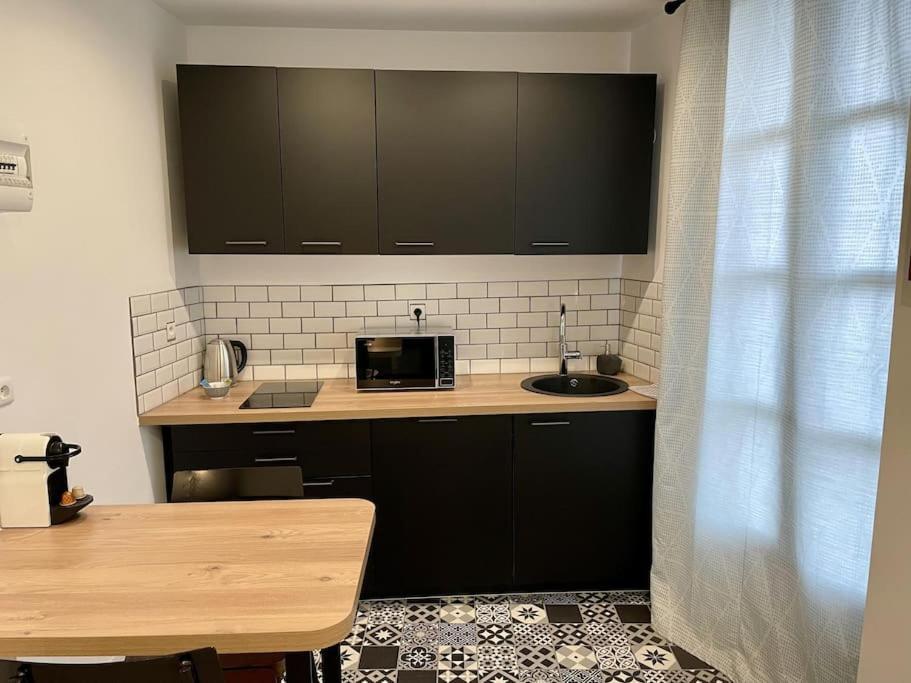 Le Moulin 3 - Appartement Tout Confort Centre Ville - Beziers - Wifi - Tv Connecte Esterno foto